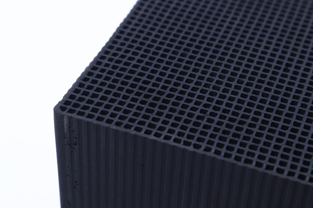 防水型蜂窝活性炭